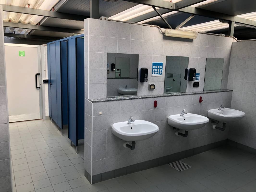 Camping Eden — Camping in Dormelletto