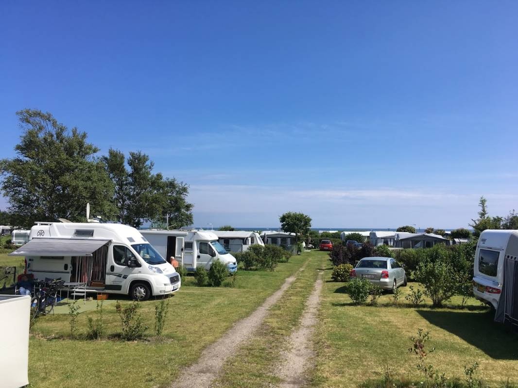 Stellplatz am Hals Strand Camping — QuickStop in Hals