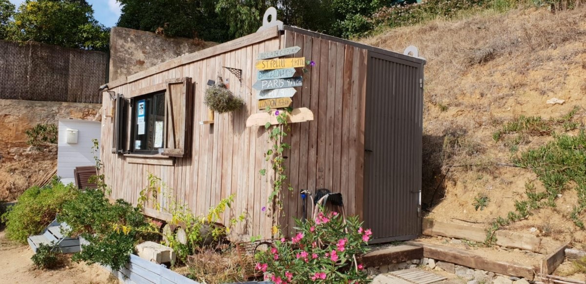 S'Agaro Àrea Autocaravanes — Bobilplass in Sant Feliu de Guíxols