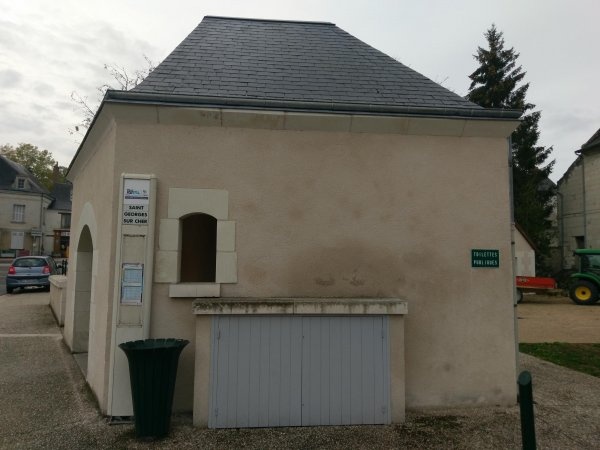 Stellplatz Saint-Georges-sur-Cher — Karavan Sitesi in Saint-Georges-sur-Cher