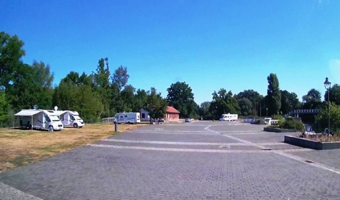 Marina Yacht- und Wohnmobilhafen — Area di sosta in Beeskow