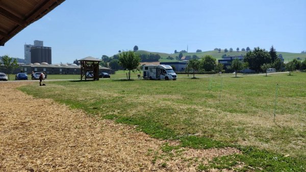 Spycher Handwerk Wohnmobilstellplatz — Photo 2