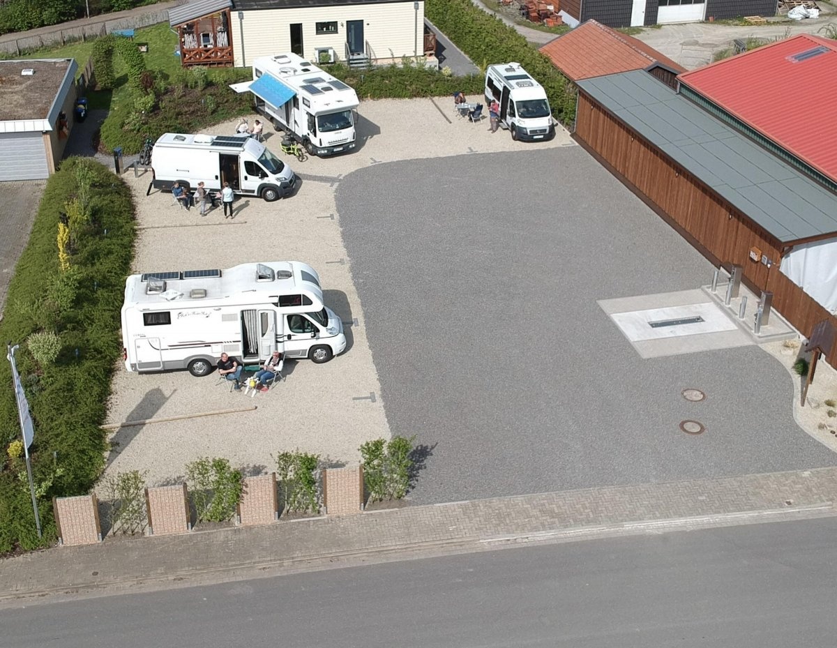 Wohnmobilstellplatz am Deister — Aire camping car in Rodenberg