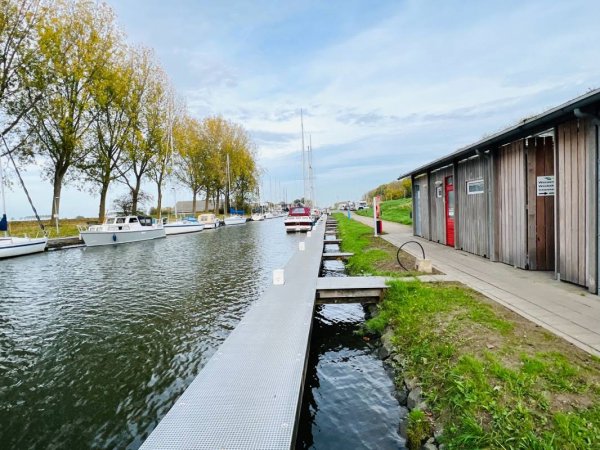 Jachthaven Middelharnis — Photo 3
