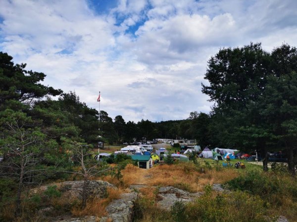 Gon Camping — Photo 4