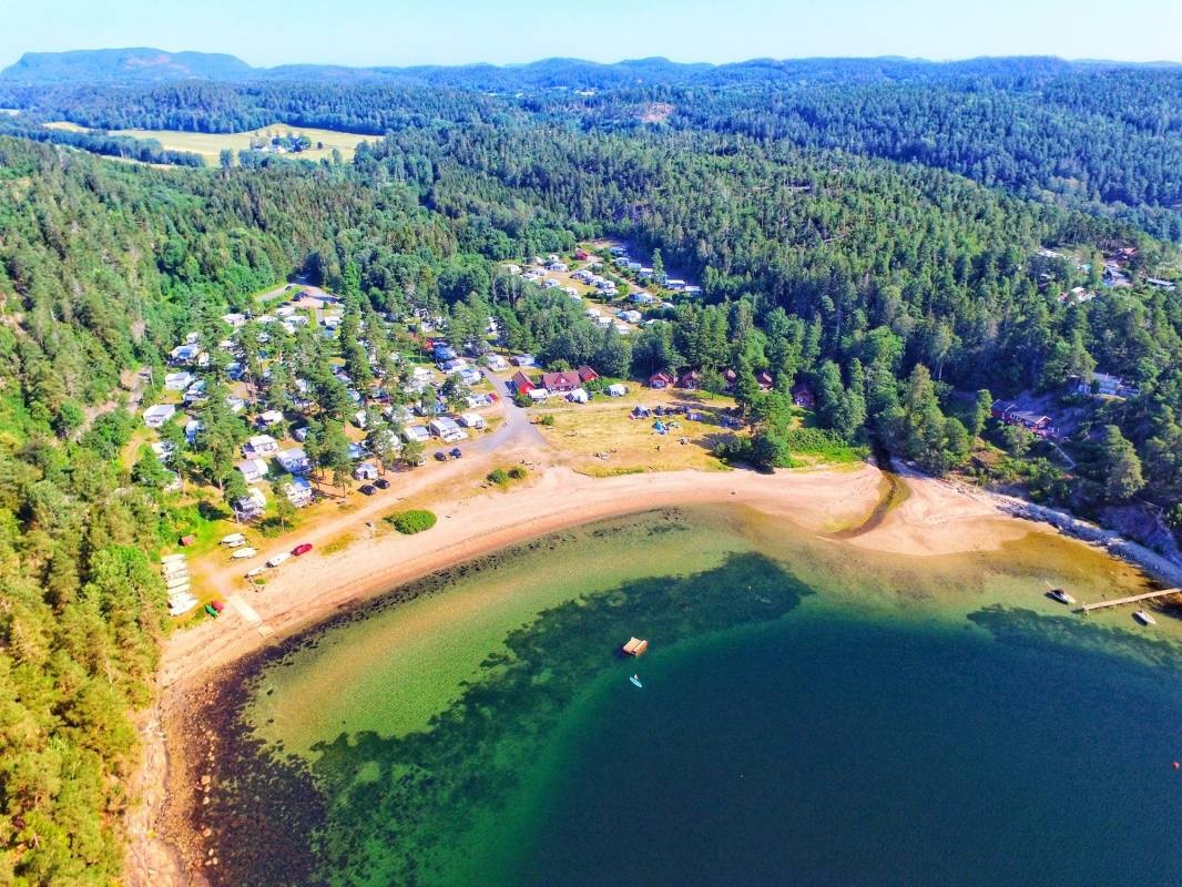 Knatvoldstranda Camping — Campingplads in Kana