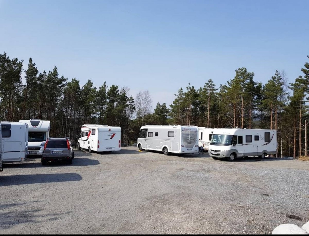 Kvingo Camping — Aire camping car in Masfjordnes