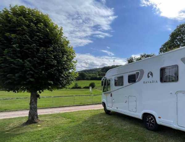 Stellplatz Moux-en-Morvan