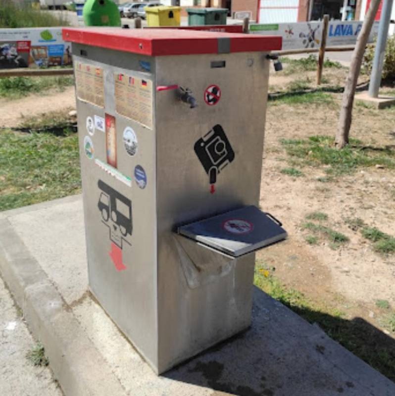 Area de Autocaravanas — Stellplatz in Alcañiz