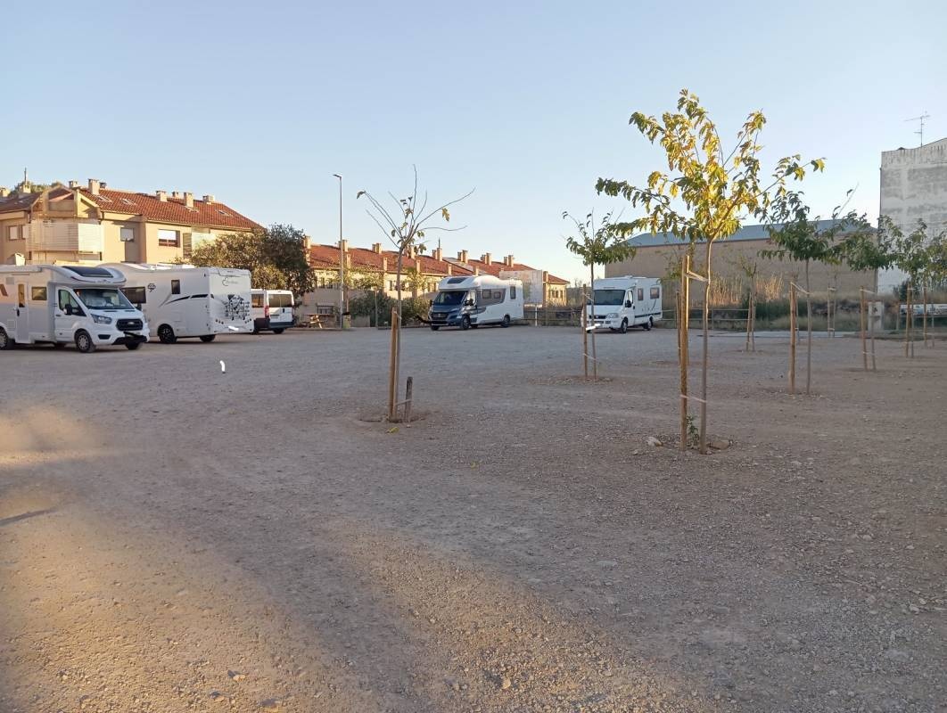 Area de Autocaravanas — Camperplads in Alcañiz