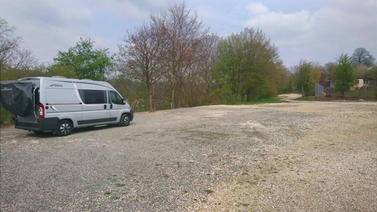 Wohnmobilstellplatz Frickenhausen — Stellplatz in Frickenhausen - Linsenhofen