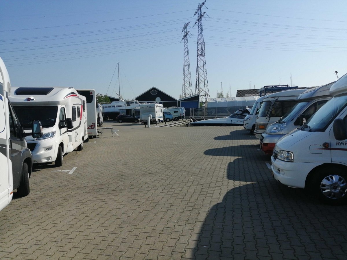 Camperplaats Leeuwarden — Sítio para autocaravanas in Leeuwarden