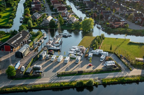 Camperplaats Leeuwarden — Fotoğraf 5