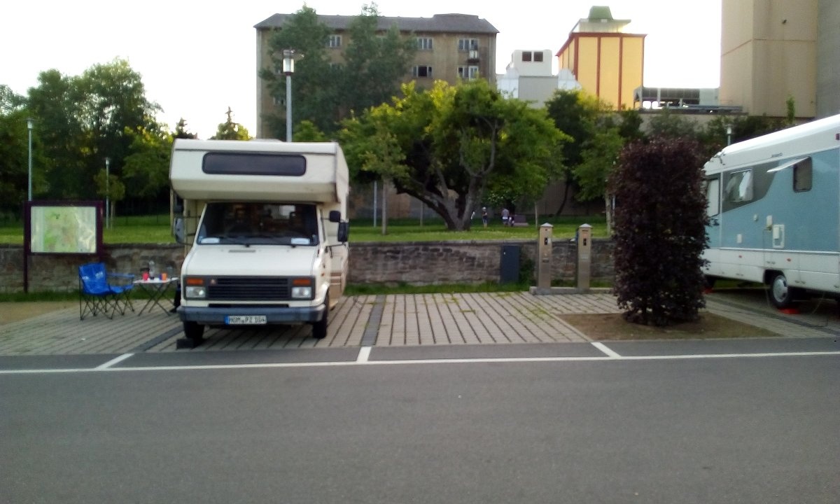 Stellplatz Kirchheimbolanden  — 露营车营地 in Kirchheimbolanden-Kahlenberg