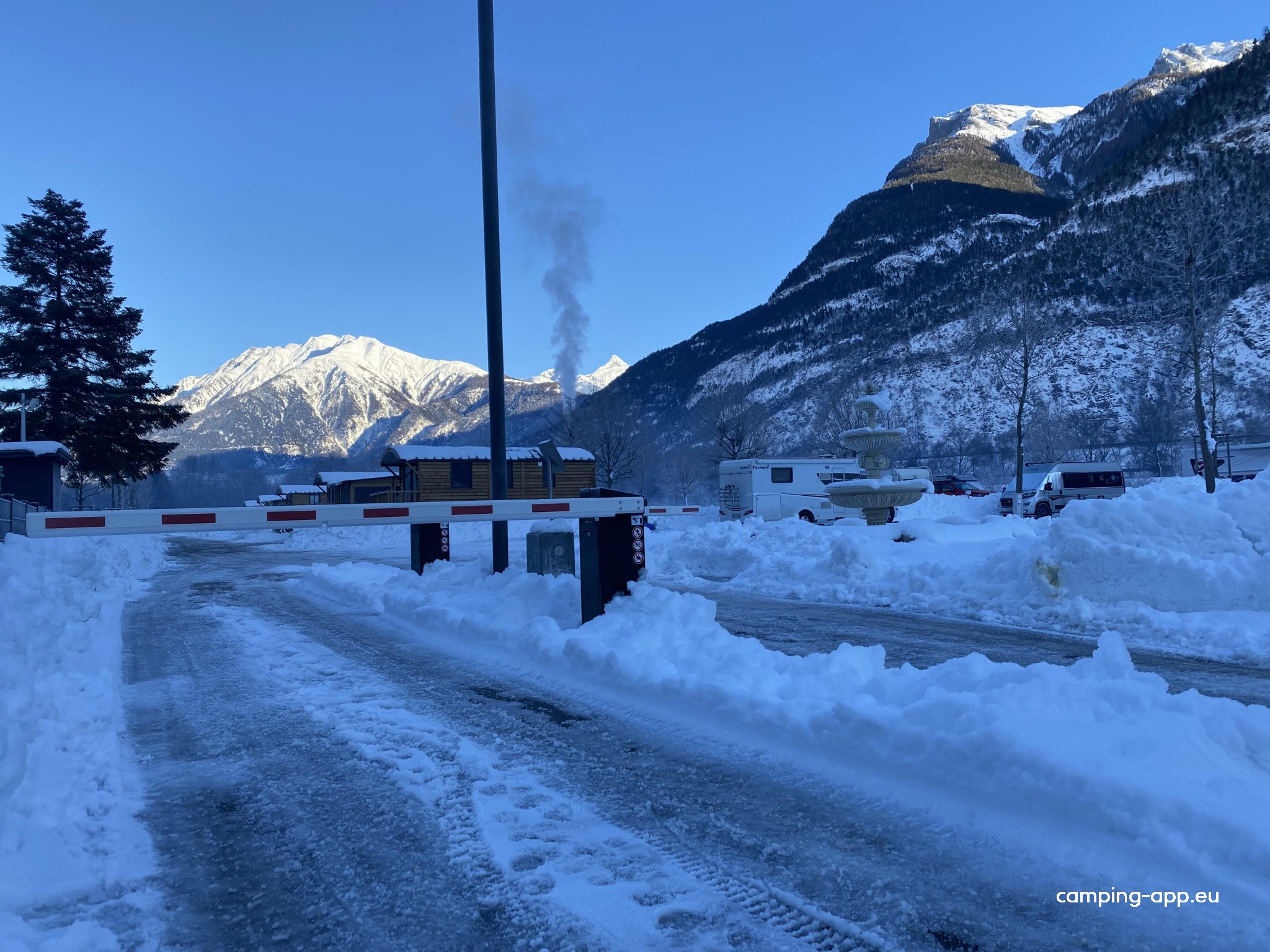 Brigerbad Parkplatz — Fotografie 2