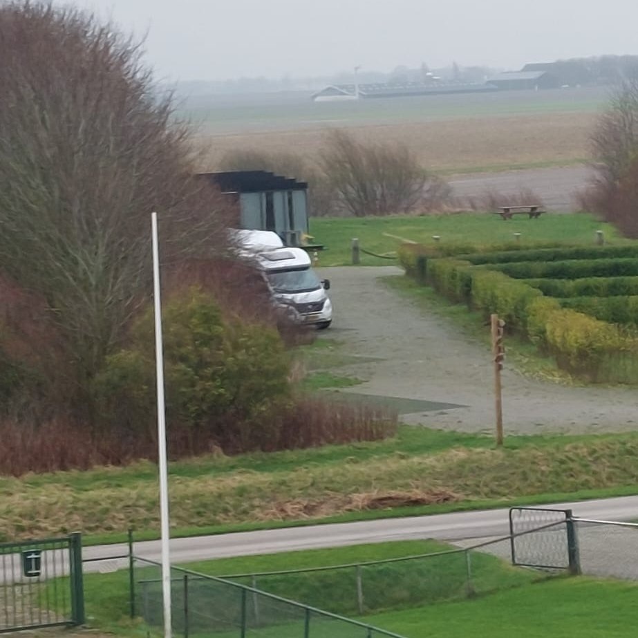 Basecamp Noordpolderzijl — Ställplats in Usquert