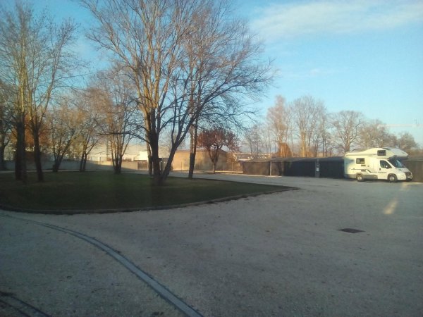 Stellplatz am E-Park — Photo 3