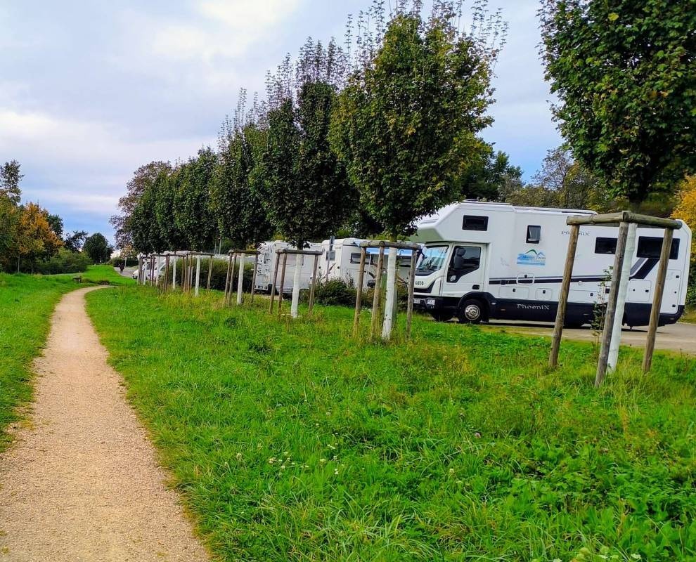 Wohnmobilstellplatz Weilheim Teck — Sp. parking dla kamperów in Weilheim an der Teck