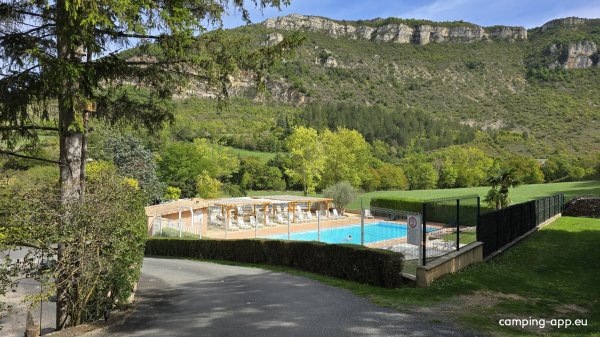 Camping St. Martin de Pris *** — Photo 2