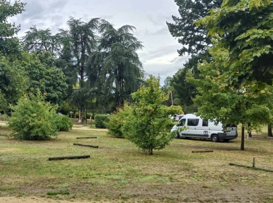 Camping des Ormes — Campingplads in Les Ormes