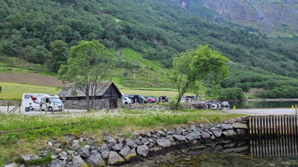 Nærøyfjorden Camping — Photo 6