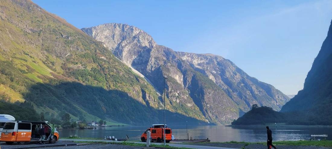 Nærøyfjorden Camping — Area da campeggio in Bakka