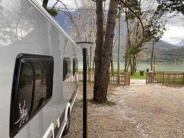 Camping Lago dei 3 Comuni — Photo 2