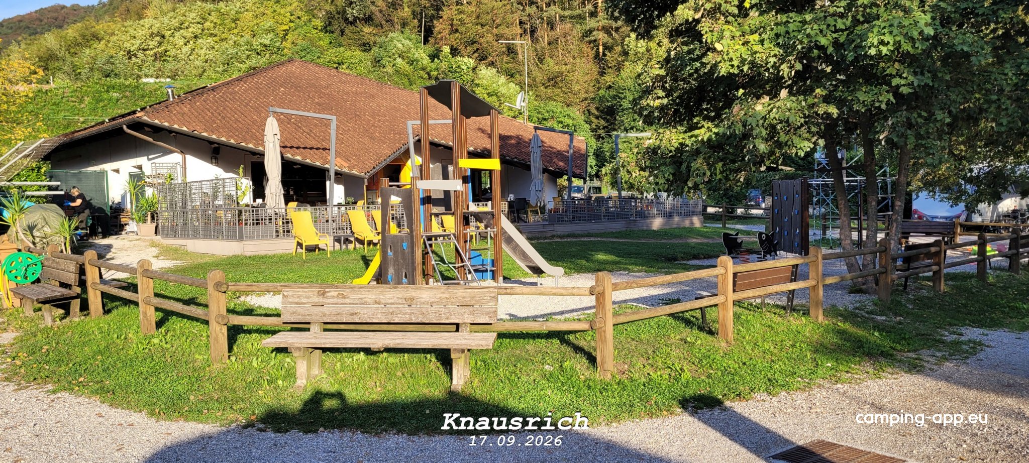 Camping Lago dei 3 Comuni — Foto 4