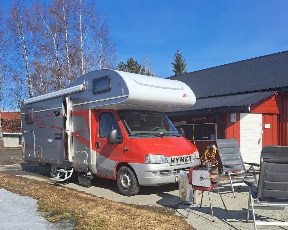 Stellplatz Lisletta — Sítio para autocaravanas in Hønefoss