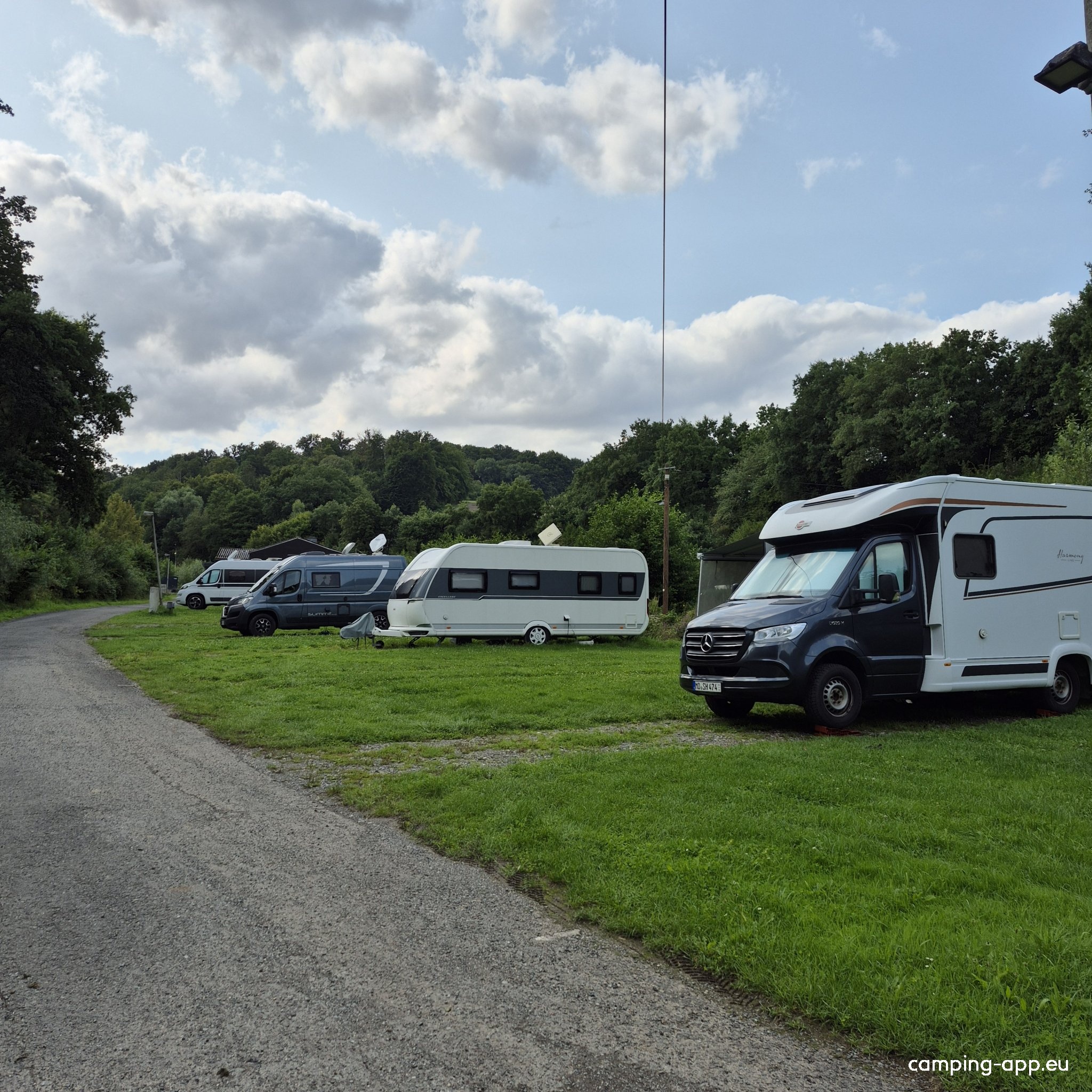 Springrock fishing-camping-caravan — Sítio de acampamento in Wells