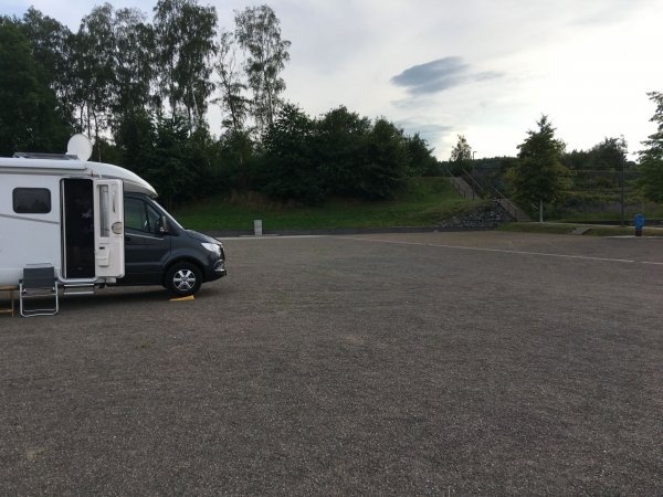Am ehemaligen Gartenschaugelände — Sp. parking dla kamperów in Oelsnitz/Erzgebirge