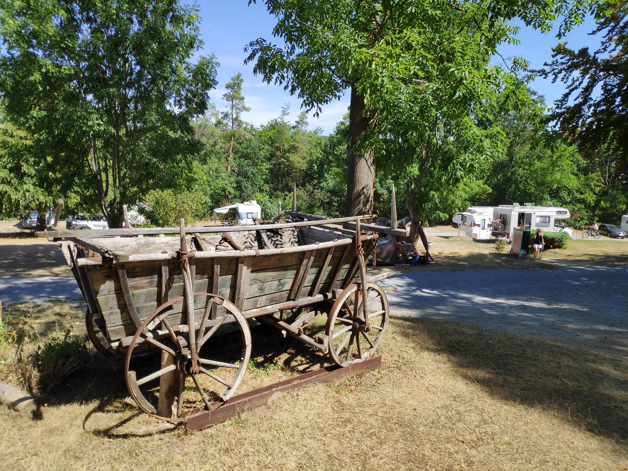 Campingplatz im Grünen — Area da campeggio in Oettern