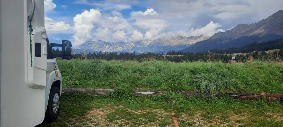 Dolomitenblick — Campervan Site in Varena