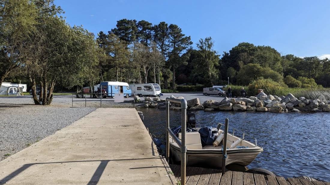 Lough Ree East Caravan And Camping, — Sítio de acampamento in The Municipal District of Athlone — Moate