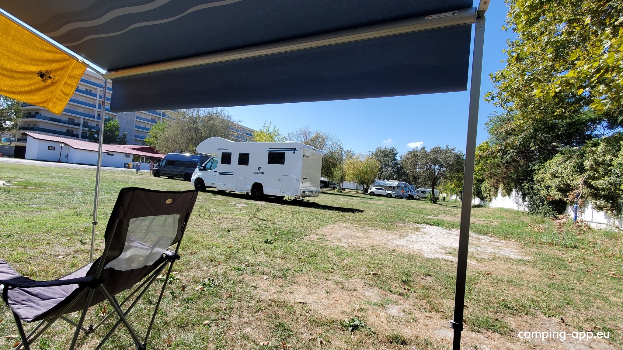Camping S Mamaia — Місце для кемпінгу in Mamaia-Sat