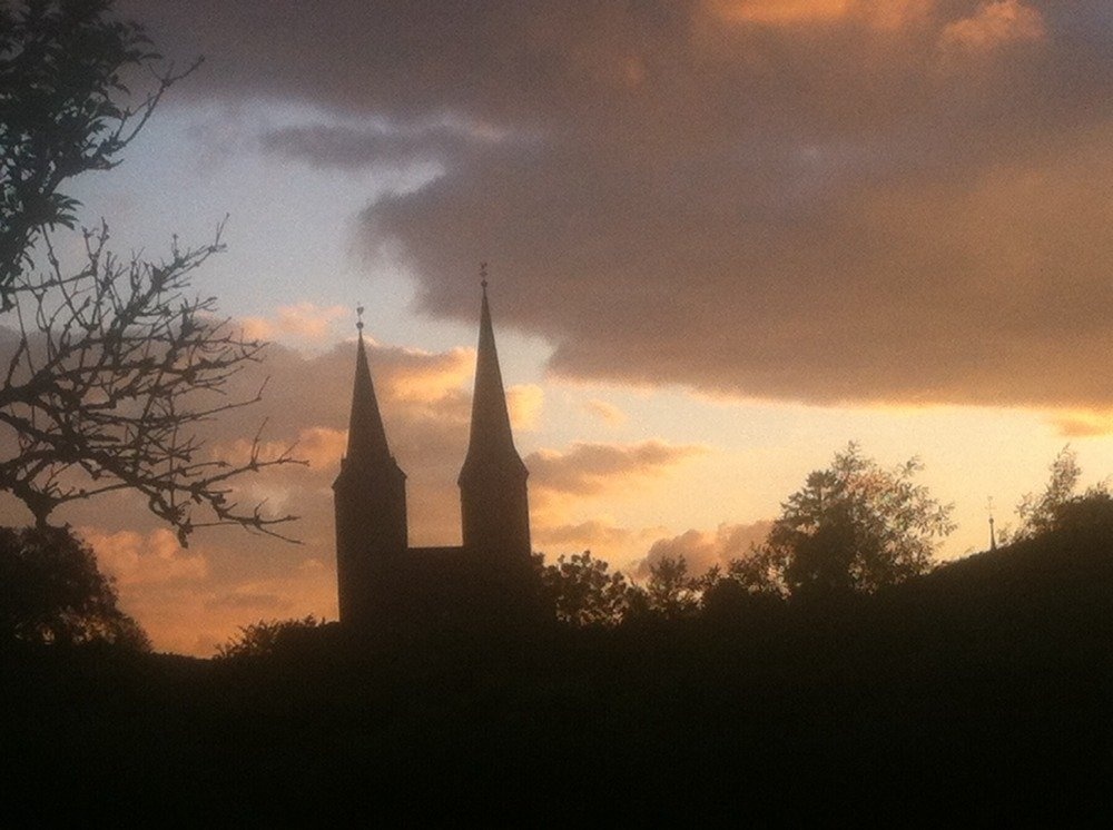 Stellplatz am Floßplatz Höxter — Bobilplass in Höxter