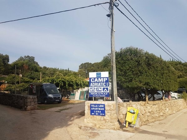 Camp Adriatic I und II — Camping Site in Metale