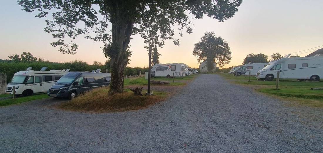 Camping Le Palis — Stellplatz in Bouillon