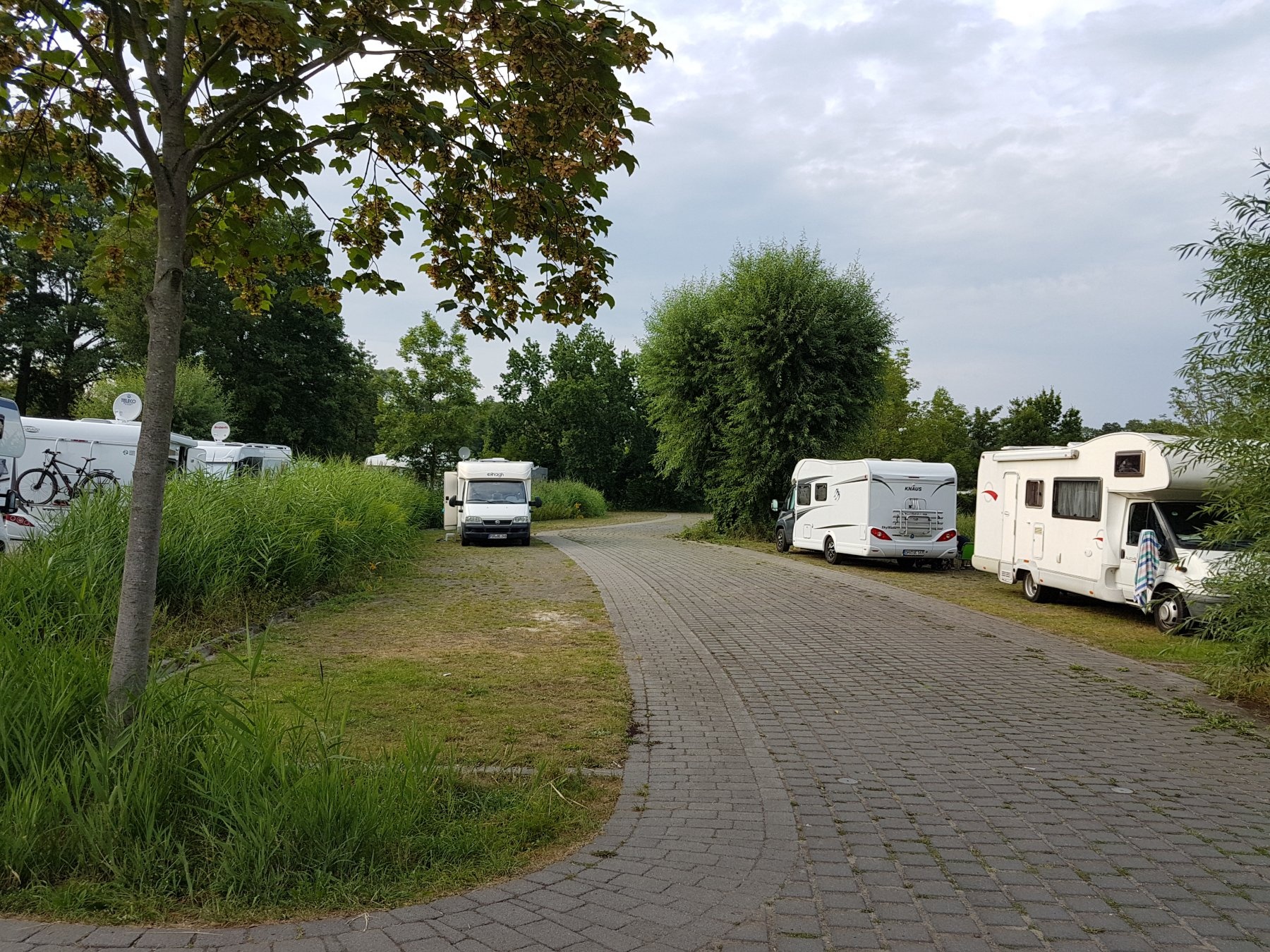 Wohnmobilstellplatz Am Burglehn — Ställplats in Lübben (Spreewald)