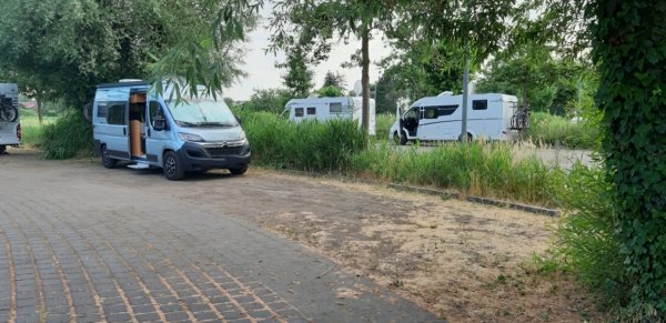 Wohnmobilstellplatz Am Burglehn — Photo 2