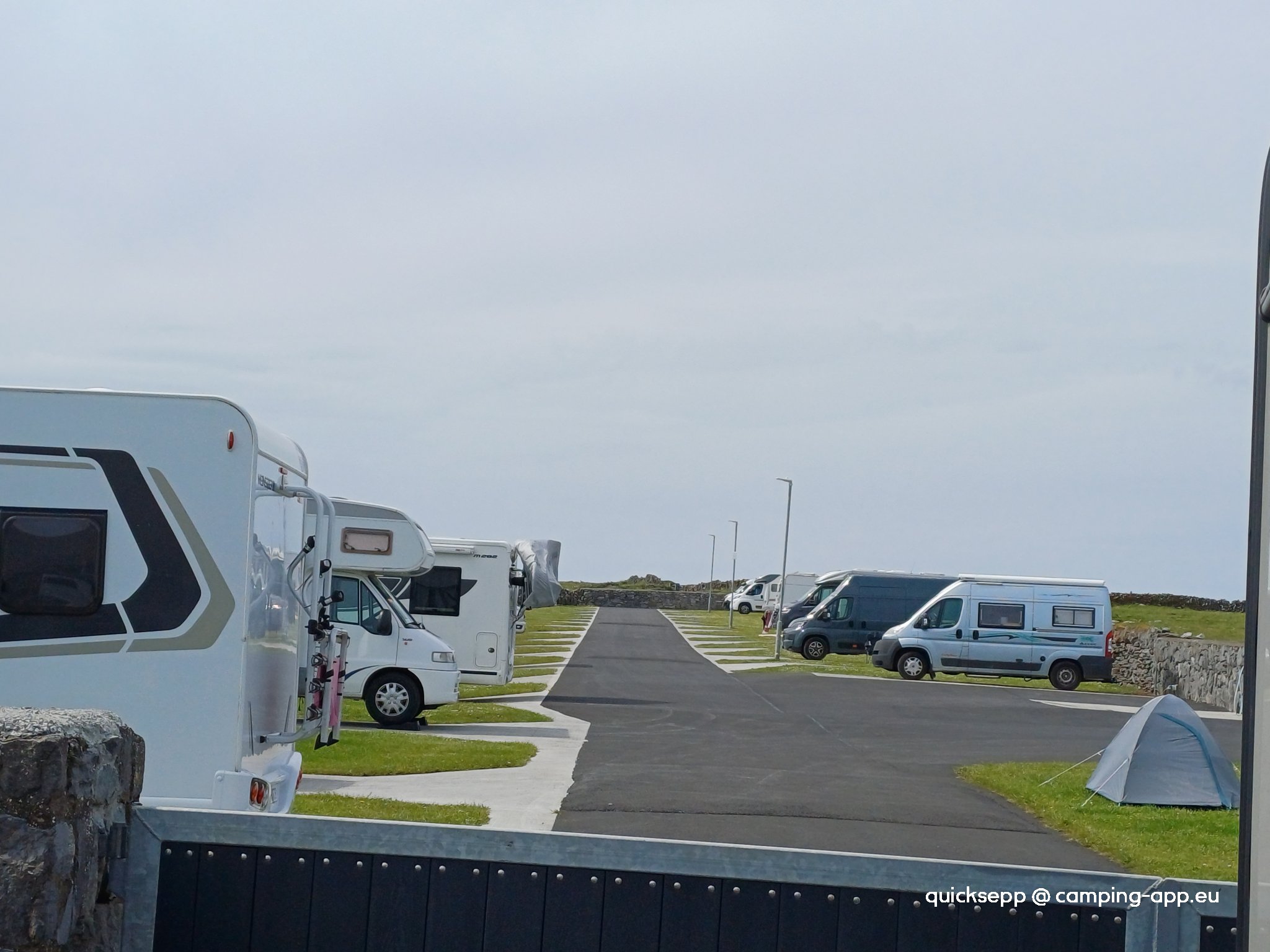 Nagles Camping & Caravan Park — Kamp yeri in West Clare Municipal District