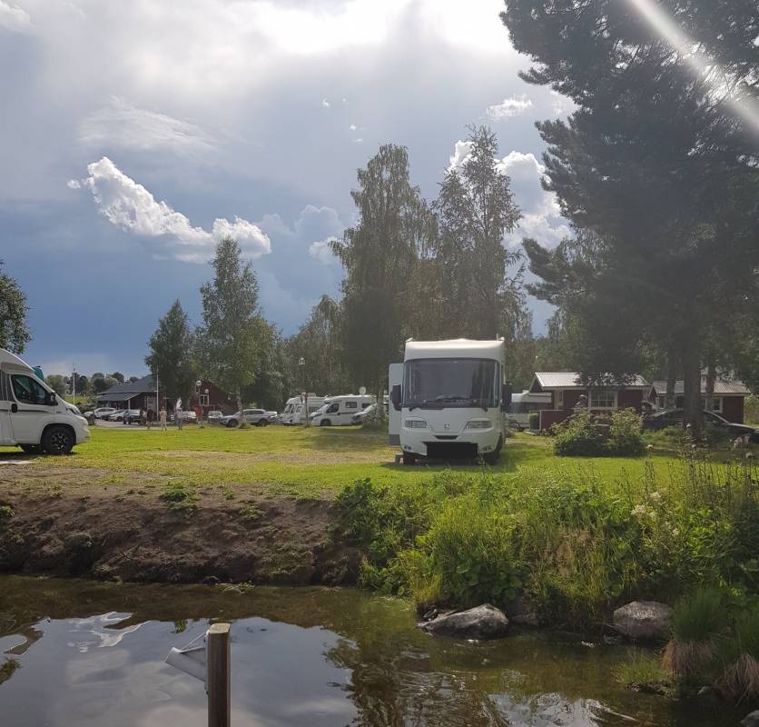 Hoverbergs Båthamn & Camping — Camping in Hoverberg