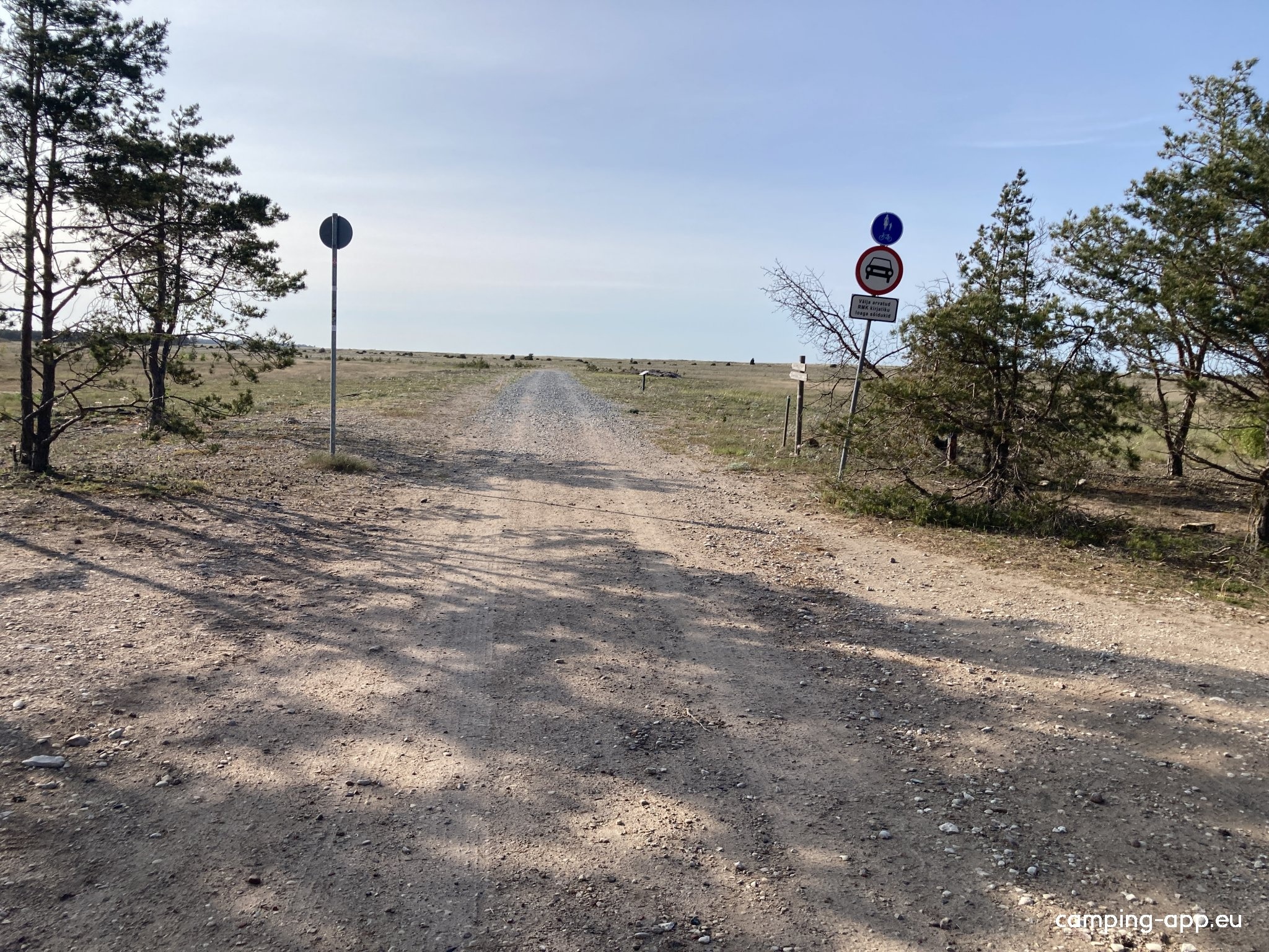 RMK Parkplatz Harilaiu — Campervan Site in Vilsandi