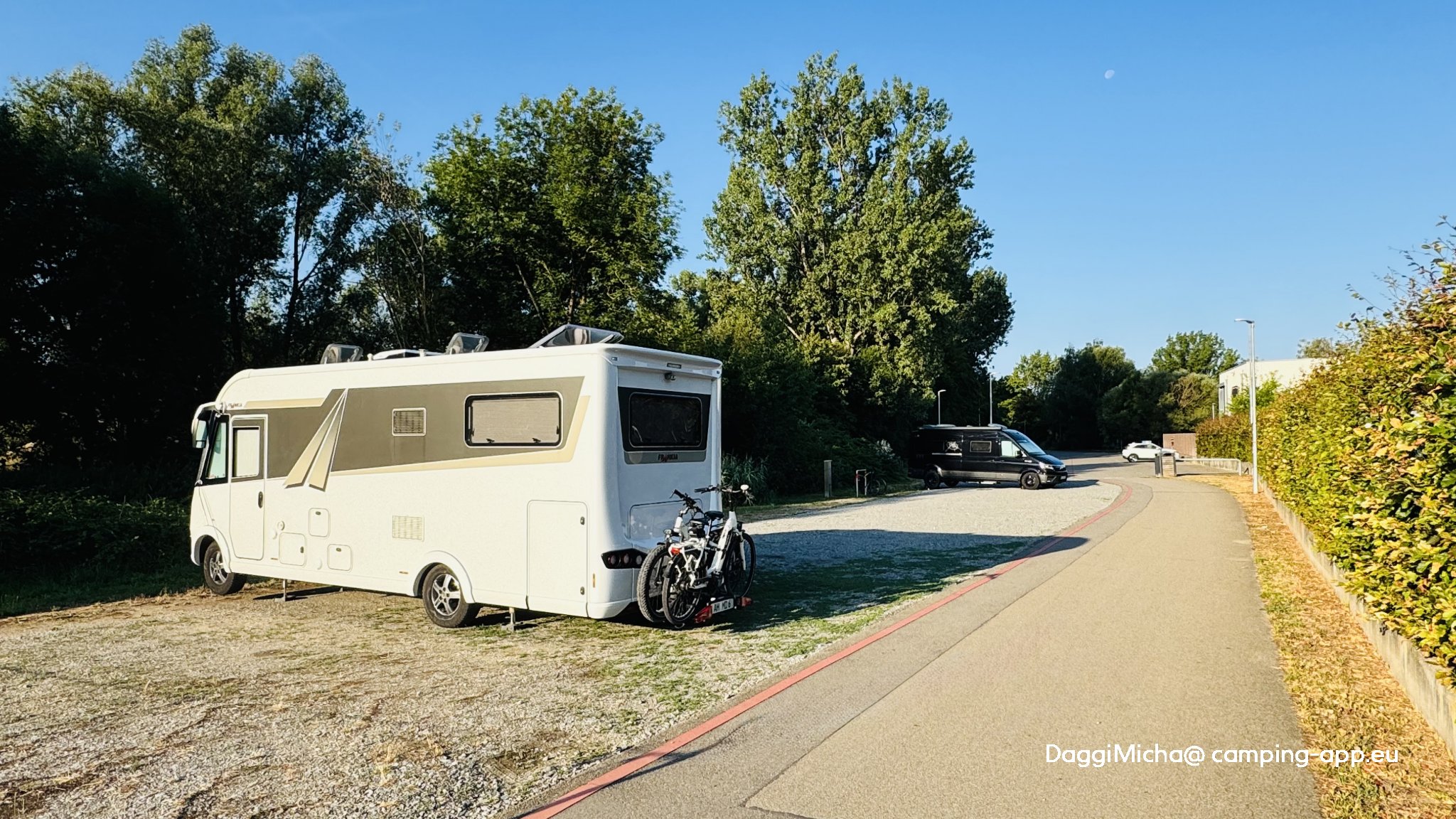 Wohnmobilstellplatz Sportpark Rems — Foto 2