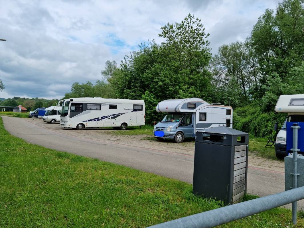 Wohnmobilstellplatz Sportpark Rems — Area di sosta in Schorndorf