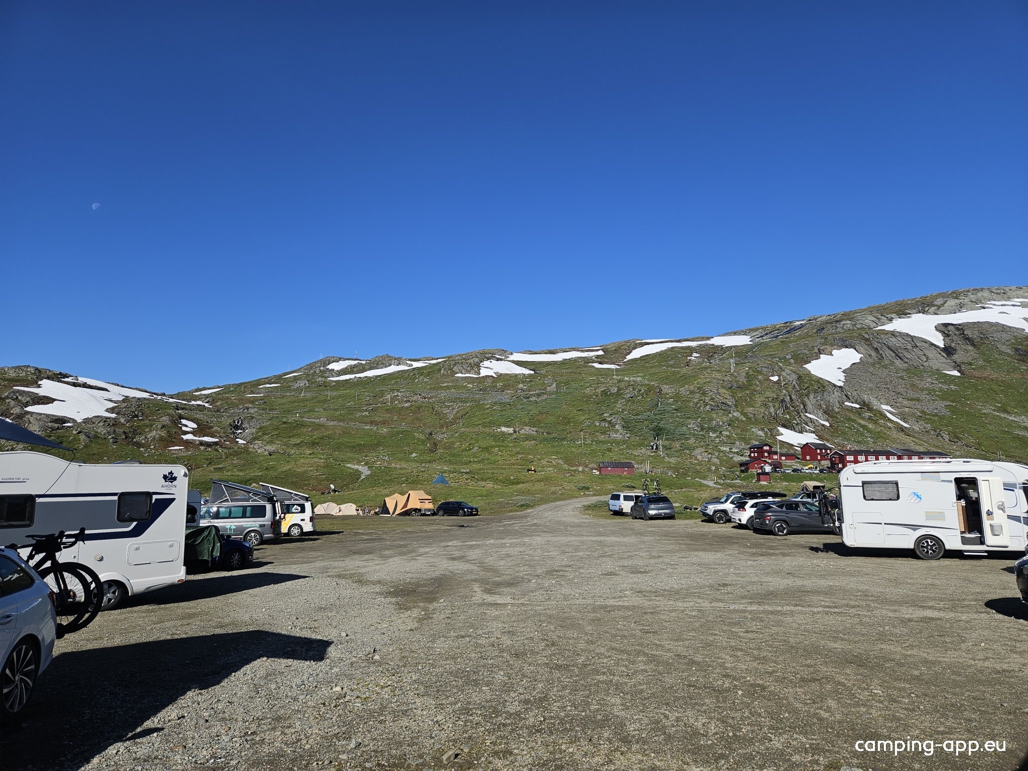 Krossbu Turisthytte — Camping Site in Bøverdalen