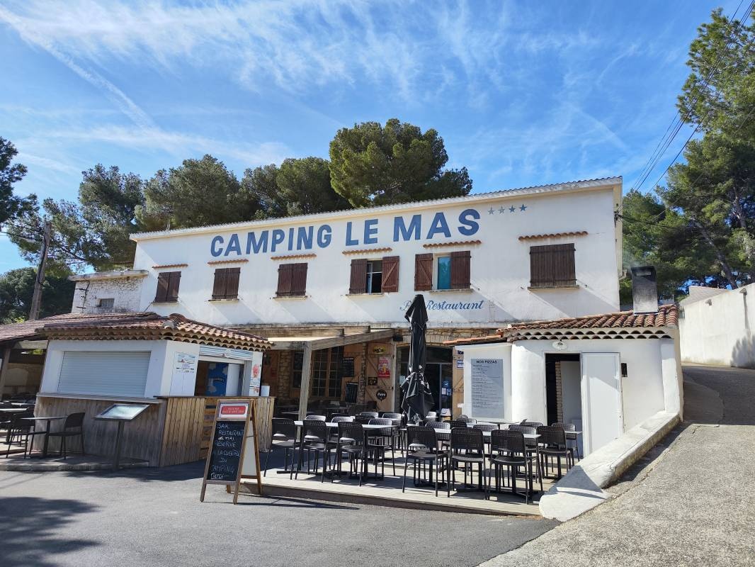 Camping Le Mas **** — Cámping in Martigues