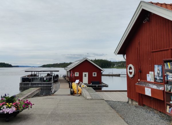 Bobilparkering Båtcafé — Photo 3