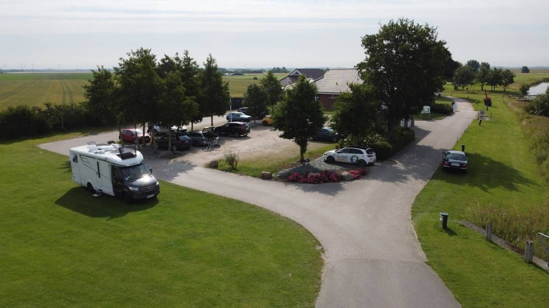 Golfclub Büsum Dithmarschen e.V. — 露营车营地 in Warwerort