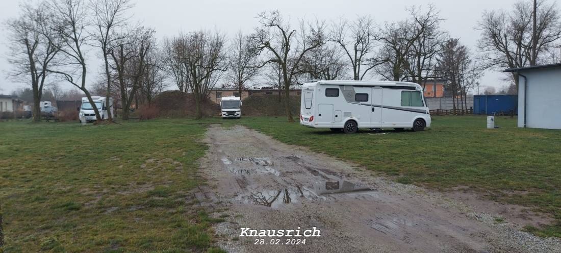 Gadabout Camp — Karavan Sitesi in Wrocław